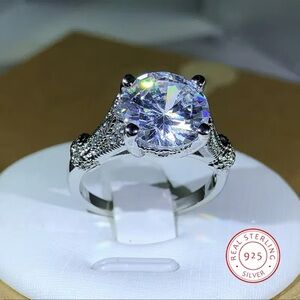 Sterling Silver 2.5 CT Diamond Vintage Solitare engagement ring S925 Jewelry